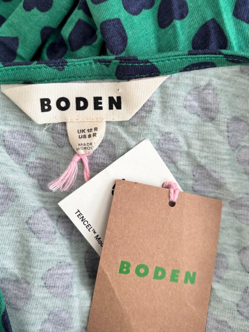 BODEN Alexandra Jersey Midi Dress in Green Hearts Print - Picture 8 of 8